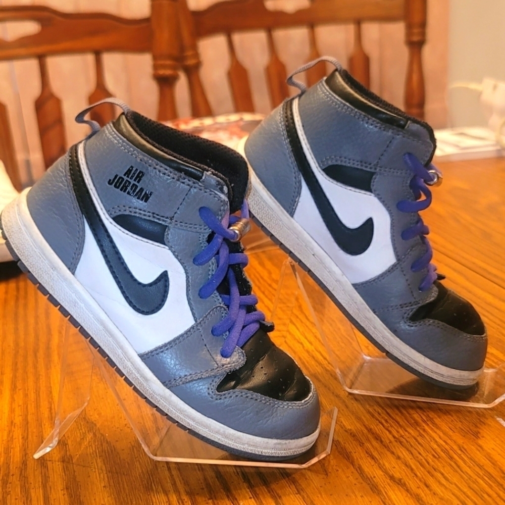 Nike air Jordan retro high BT "RARE AIR" shoes.